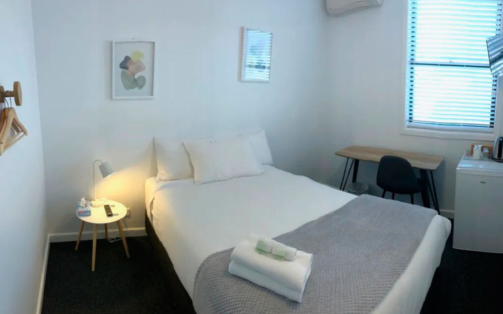 central-motel-mudgee-new-south-wales-town-australia-accommodation-single-room-stay